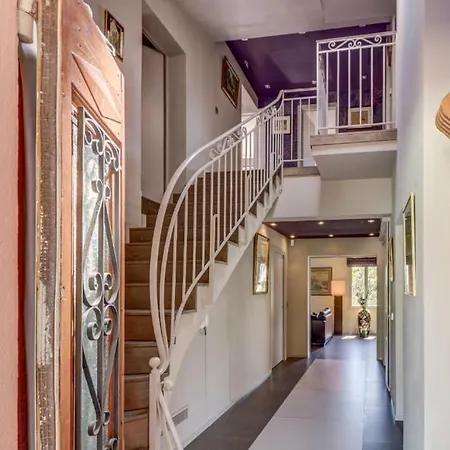 Villa Spacieuse, Totalement Adaptee Aux Normes Pmr *